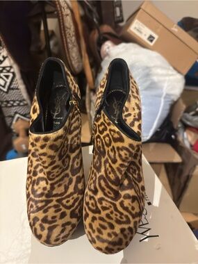 Saint Laurent Leopard-Print Ankle Booties - Brown & Black
